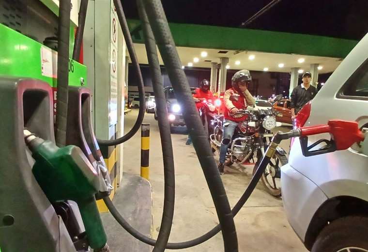 El Gobierno pretende quitar la subvención a la gasolina/Foto: Archivo