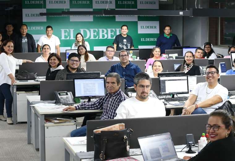 Parte del equipo de trabajo del Grupo EL DEBER. Foto: Ricardo Montero