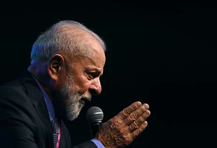 Lula, dispuesto a buscar la reelección para que no vuelva a gobernar "un fascista"