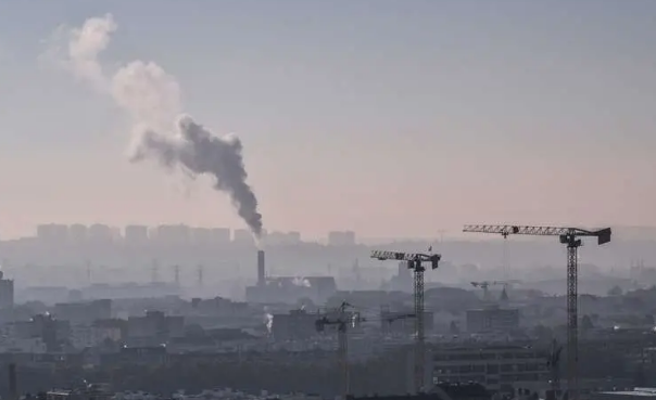 Un estudio revela el crecimiento de decesos por contaminación del aire| AFP