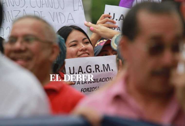 Marcha contra la "jubilación forzosa" | Foto: Ricardo Montero