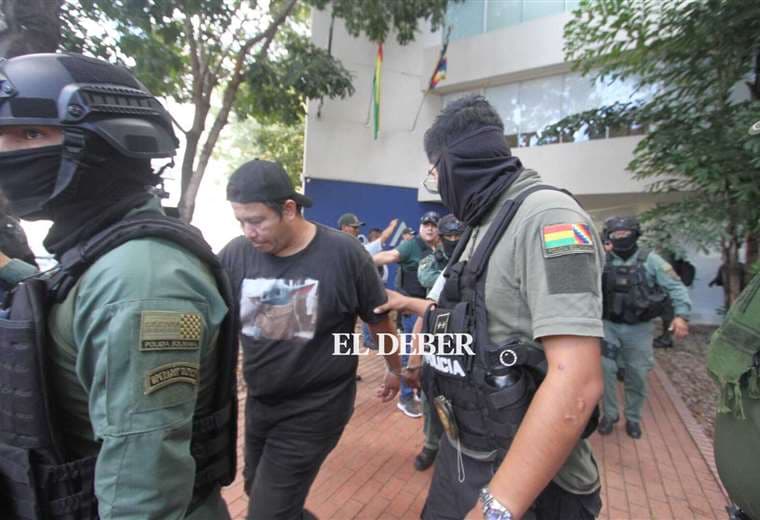 La Policía aprehendió a 26 presuntos contrabandistas/Foto: Ricardo Montero