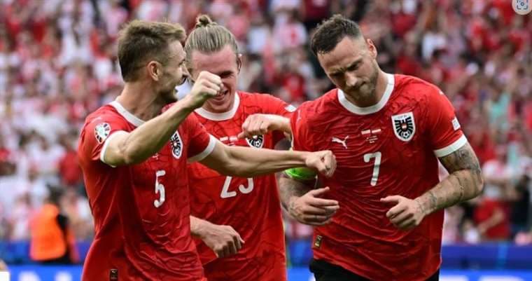 Austria superó a Polonia y la dejó al borde de la eliminación de la Eurocopa