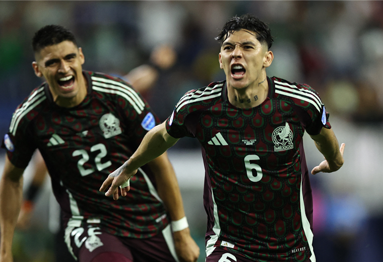 México sufre pero vence a Jamaica en la Copa América, y Venezuela remonta a Ecuador