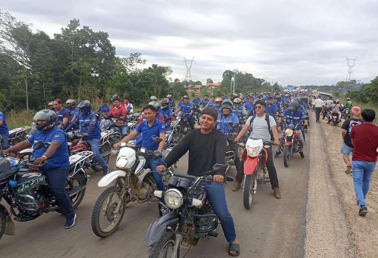 En Entre Ríos realizan una masiva “marcha de cacerolazo” en contra del Gobierno