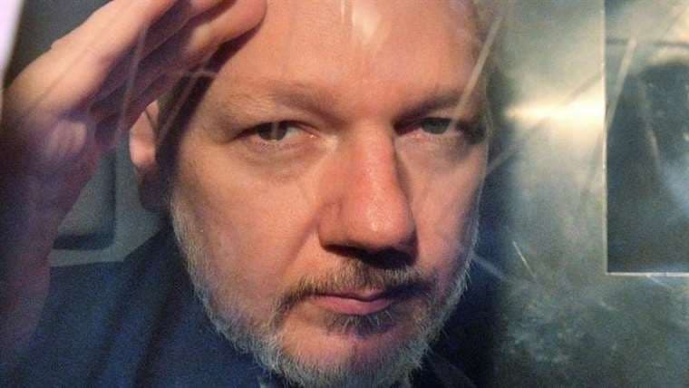Cuáles son los secretos que reveló Julian Assange por los que estuvo 7 años asilado y 5 detenido