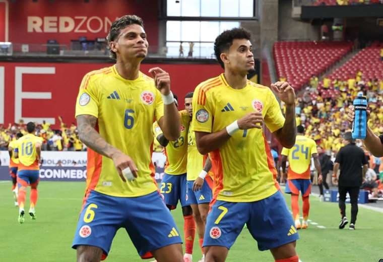 Colombia goleó (3-0) a Costa Rica y se clasifica para cuartos de la Copa América