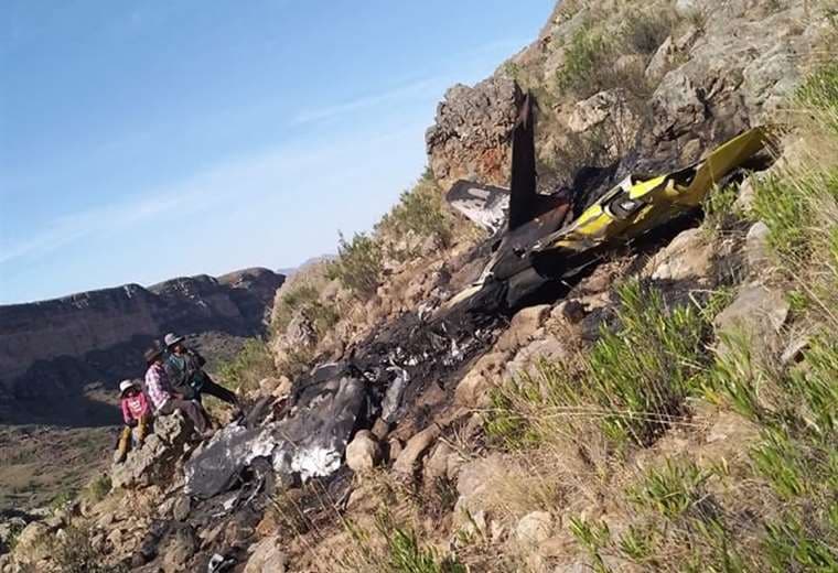 Dos personas murieron en un accidente aéreo luego de un sobrevuelo en Toro Toro/RR.SS.