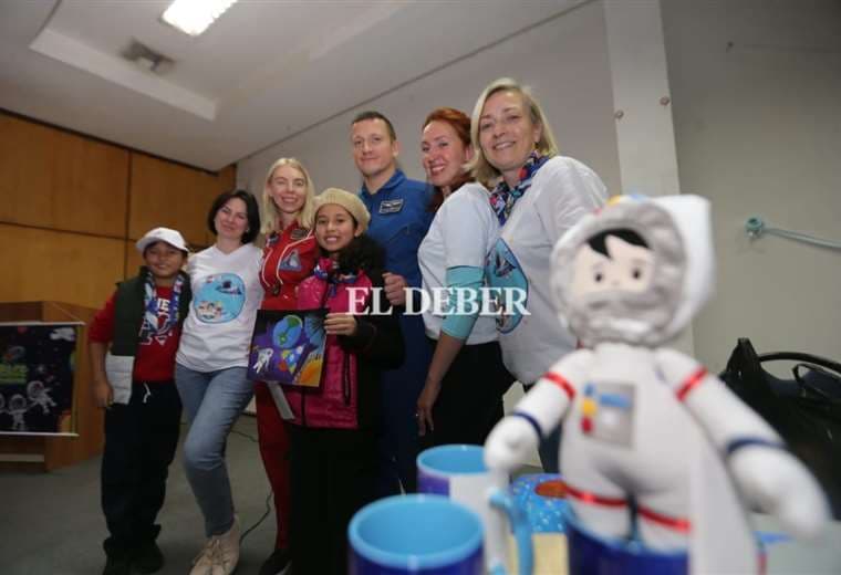 Sergey estuvo en la Caja Petrolera de Salud. Fotos: Fuad Landívar