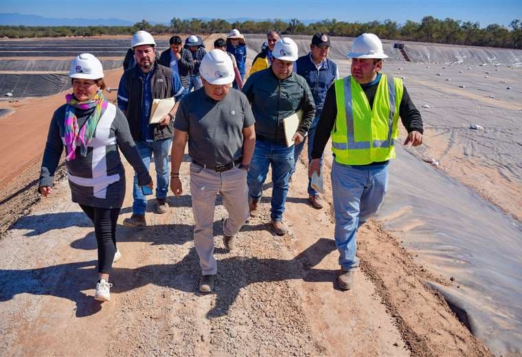 Diputados tarijeños inspeccionan plantas industriales en Villamontes