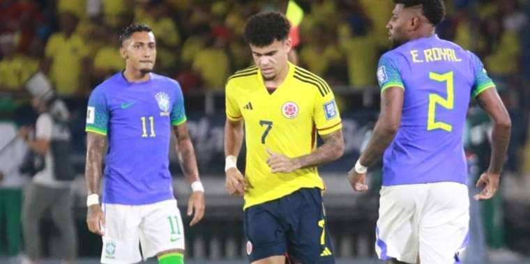Brasil y Colombia en duelo para esquivar a Uruguay