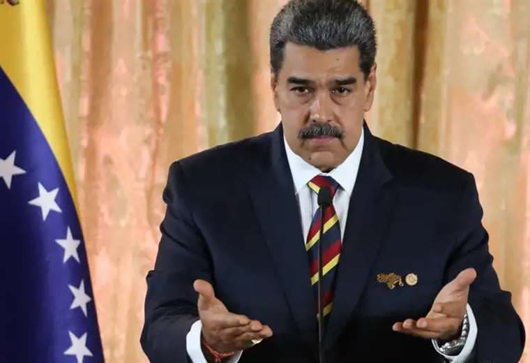    Presidente de Venezuela anuncia reanudación del diálogo con EEUU