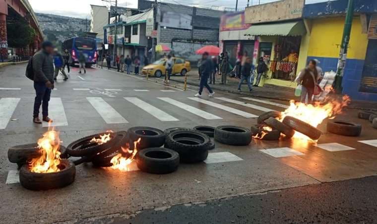Ecuador declara estado de excepción en seis provincias golpeadas por la violencia