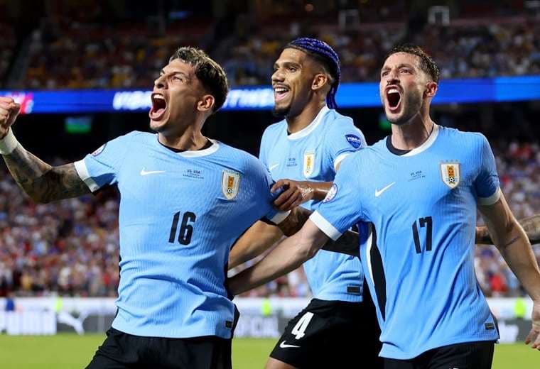 Uruguay obtuvo el boleto para cuartos de final eliminando a EEUU