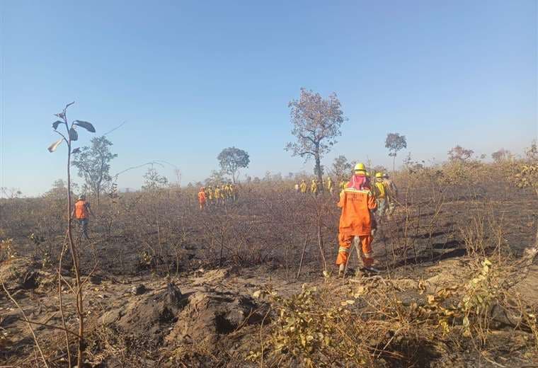 Incendios en Roboré amenazan tres comunidades y un área protegida
