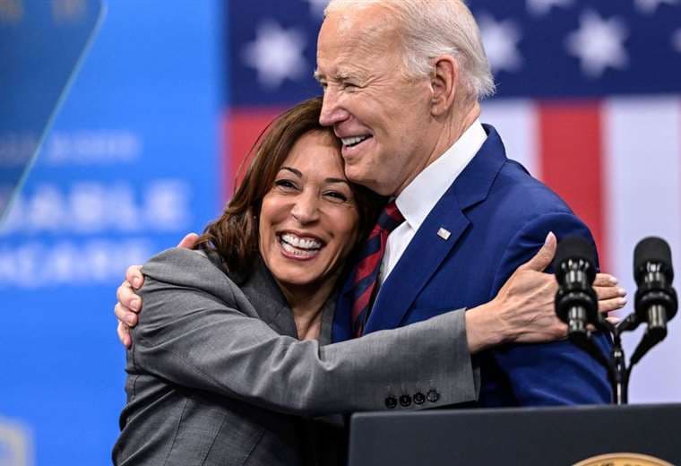 Biden junto a su vicepresidenta Kamala Harris. El presidente pidió el respaldo para ella