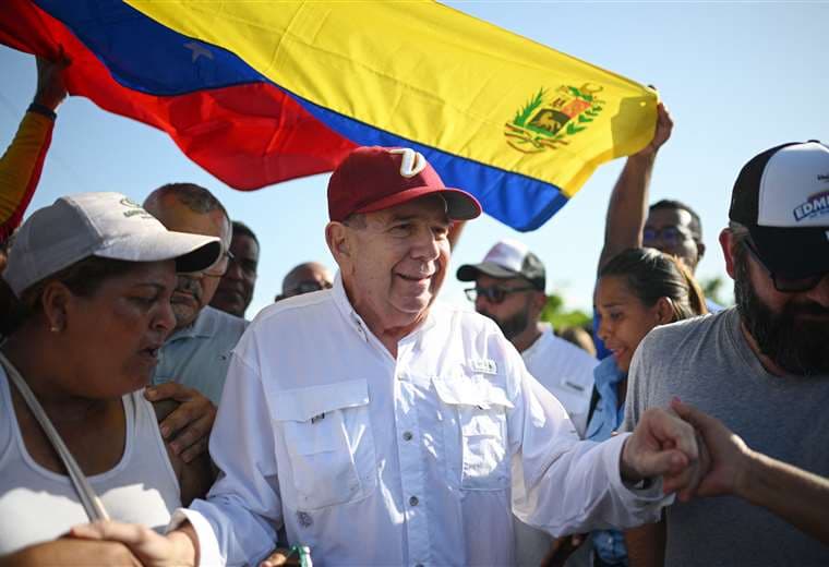 Venezuela celebra presidenciales entre incertidumbre, amenazas y esperanza de cambio