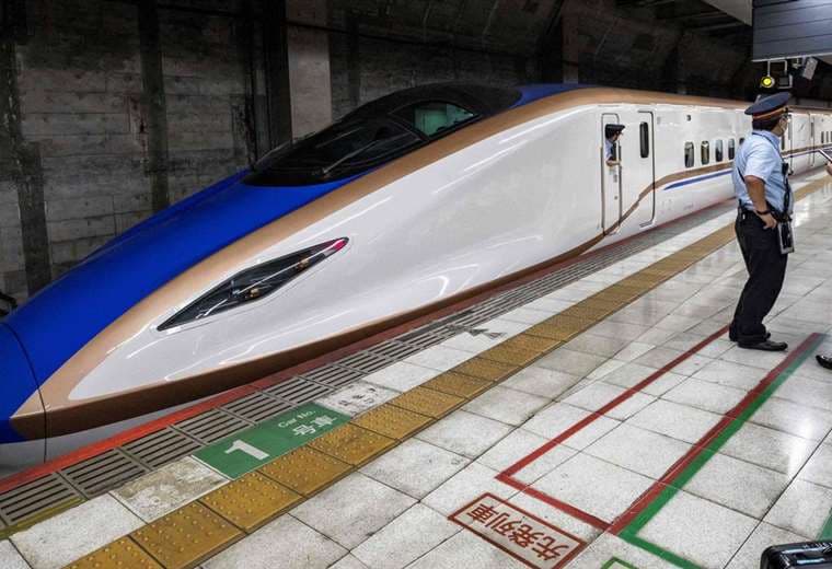 Suspendida una línea del tren bala que conecta con Tokio