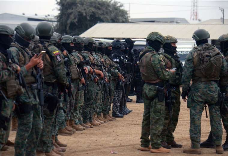 Operativo en Ecuador, para recuperar casas ocupadas pro narcos. AFP