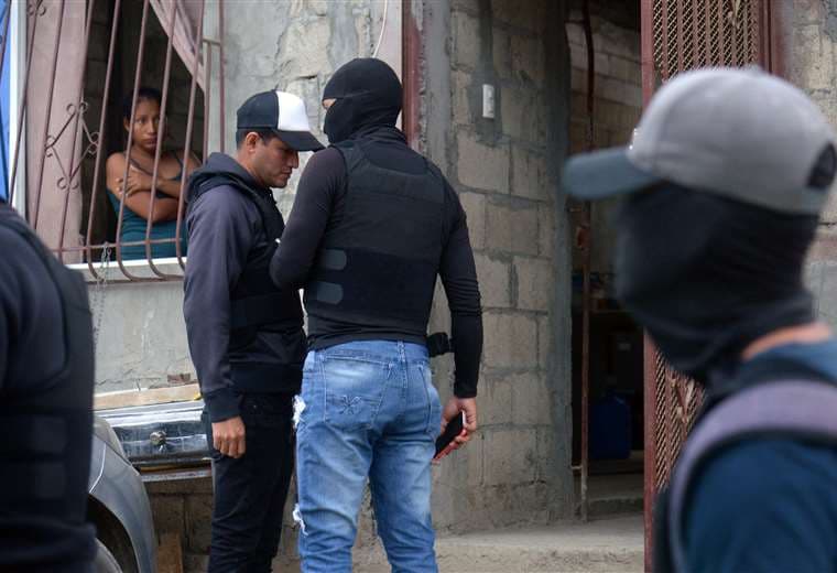Operativo en Ecuador, para recuperar casas ocupadas pro narcos. AFP