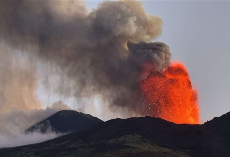 Volcán Etna en erupción / AFP Archivo