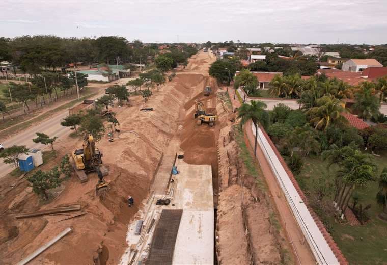 Construcción de megacanal de drenaje Emisario / Fotos: GAMSC 