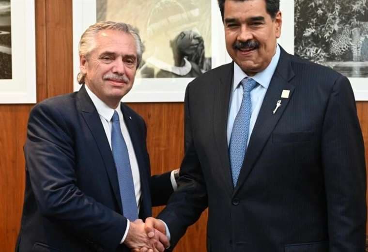 El expresidente Alberto Fernández y Nicolás Maduro, presidente de Venezuela / AFP Archivo 