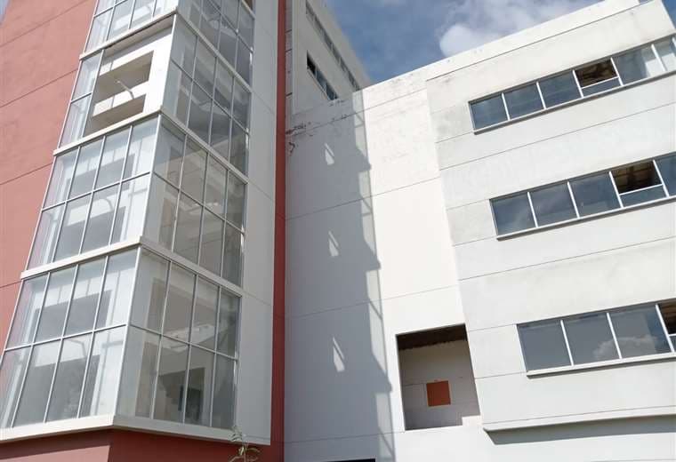 Retomarán la construcción del hospital Oncológico en Tarija con una nueva adenda 