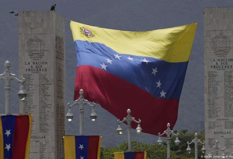 Detienen a 6 hombres por planear apagón en Venezuela
