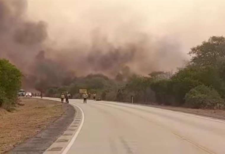 La comunidad Naranjos asediada por el fuego: pobladores piden ayuda 
