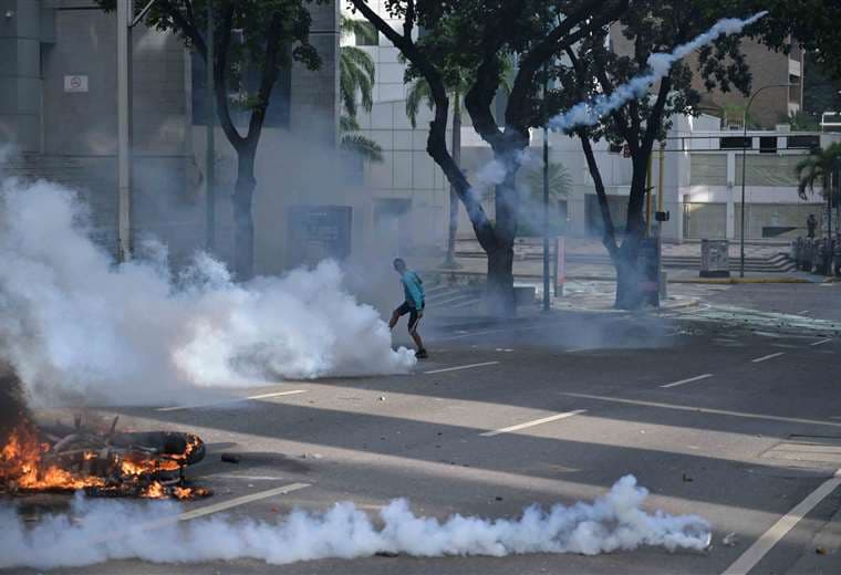 Cívicos y parlamentarios instan a Luis Arce retirar el apoyo a Maduro