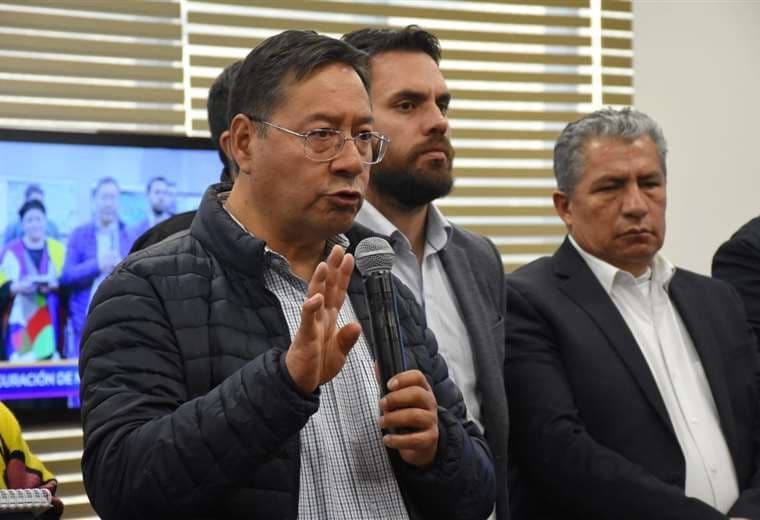 Luis Arce formó un comité interministerial para atender la crisis por falta de combustible