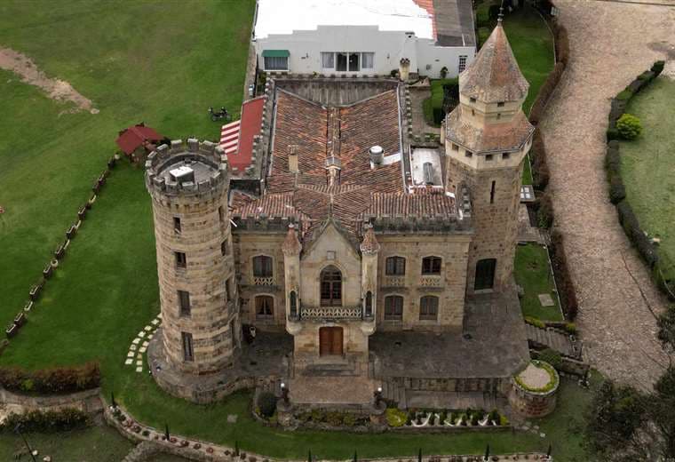 Vista aérea del Castillo Marroquín, construido en 1898 en el municipio de Chía/AFP