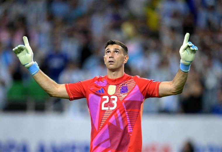 Copa América: Éste grupo se merece seguir hasta la final, afirma "Dibu" Martínez, héroe de Argentina