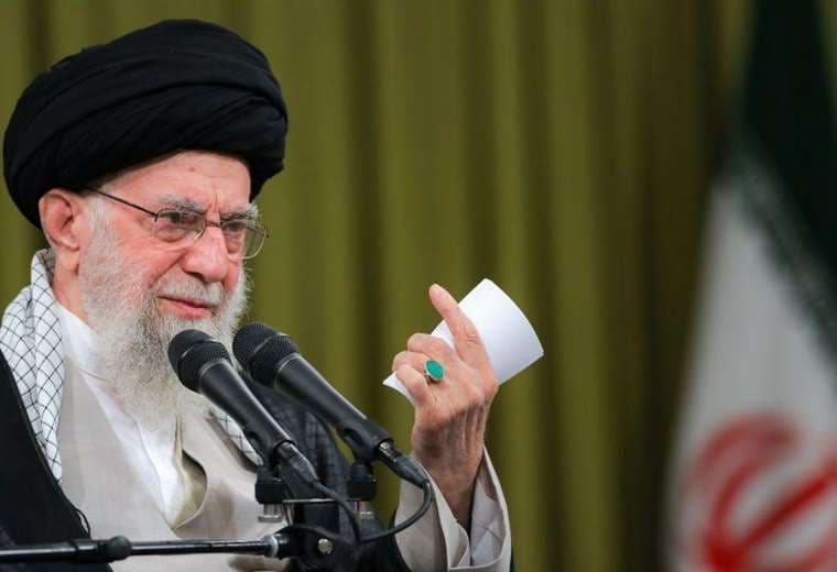Quién tiene realmente el poder en el gobierno de Irán (y qué se espera tras la elección de un presidente reformista) 