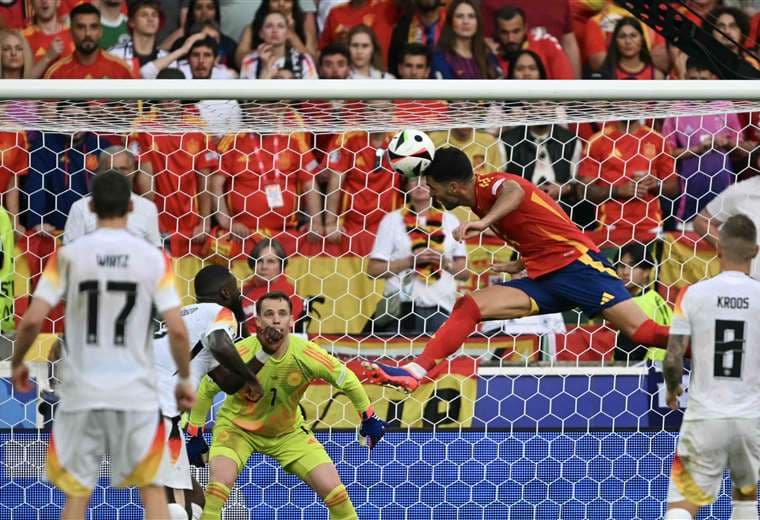 Eurocopa: España mira a su fondo de armario para preparar las semifinales contra Francia
