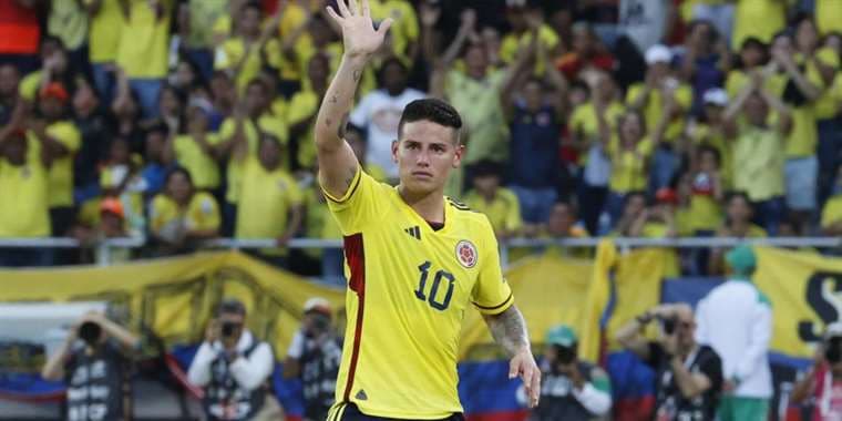 ¡La pelota siempre al '10'! James lleva a Colombia a semis de Copa América