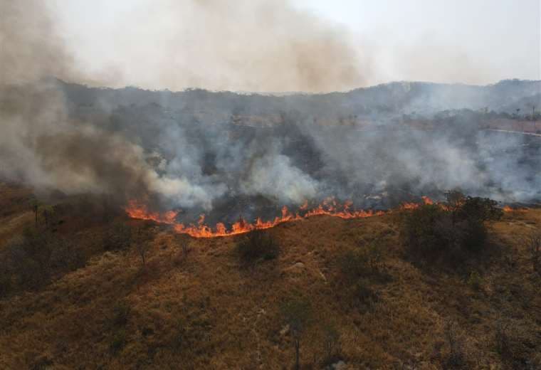 Incendio en San Javier (Crédito: Gobernación cruceña)