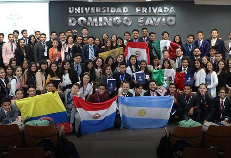 Internacionalización de la educación universitaria 