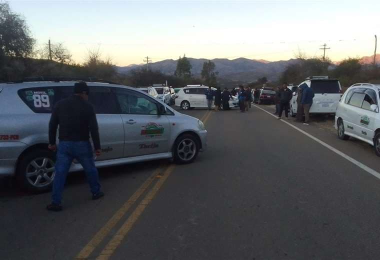 Paro y bloqueo del transporte pesado en la zona sur del país