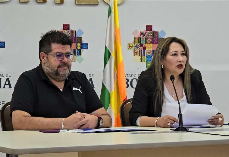 La viceministra de deportes, Karen Palenque, destacó participación de deportistas en JJOO