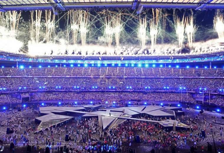 Espectacular imagen del interior del Estadio de Francia durante la clausura. Foto: AFP