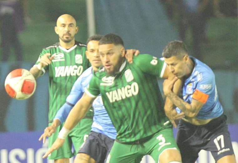 Oriente ante Blooming en el clásico 201. Foto: Ricardo Montero