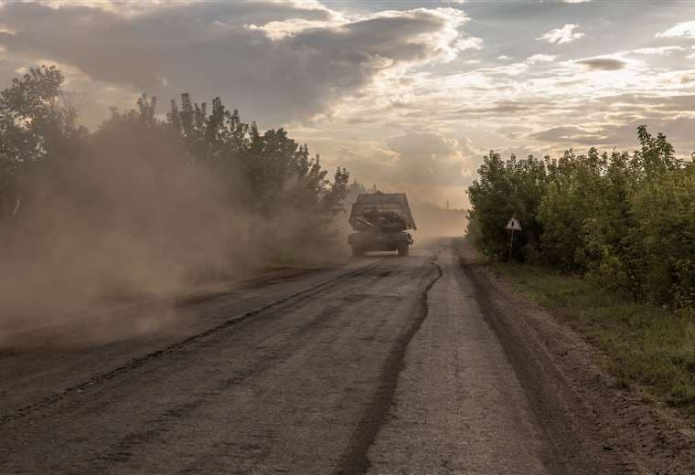 Tropas ucranianas cerca de la frontera con Rusia / AFP