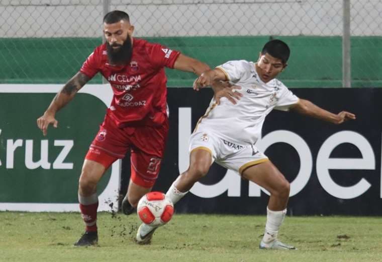 Real Santa Cruz logró su primera victoria (0-1) en el Clausura y fue en Montero ante Guabirá