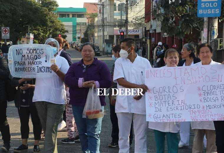 Protesta de los trabajadores del Hospital de NIños / Fotos: Juan Carlos Torrejón