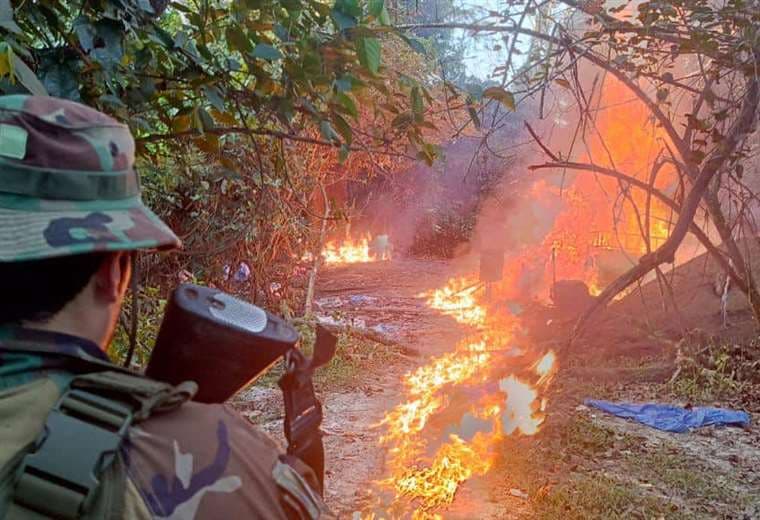 Destruyen nueve fábricas de droga en el límite entre Santa Cruz y Cochabamba