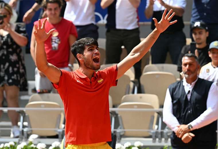 Alcaraz festeja su boleto a la final. Foto: AFP