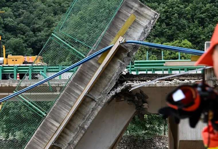 Colapso de puente en China