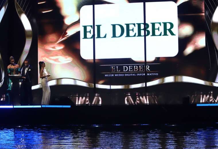 El Deber recibió el galardón al mejor medio digital. Foto: Jorge Gutiérrez